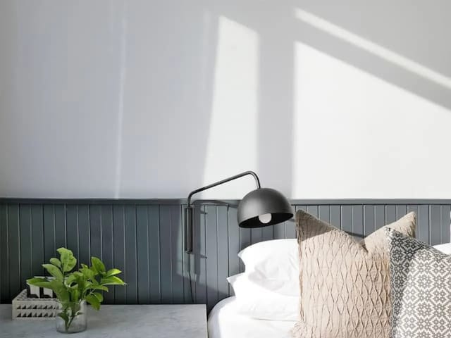 Number 5104, Contemporary Clifton Apartment